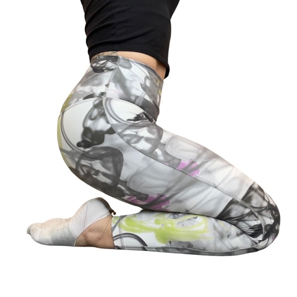 LULULEMON ALIGN HIGH RISE PANT 25” - Picture 5 of 7